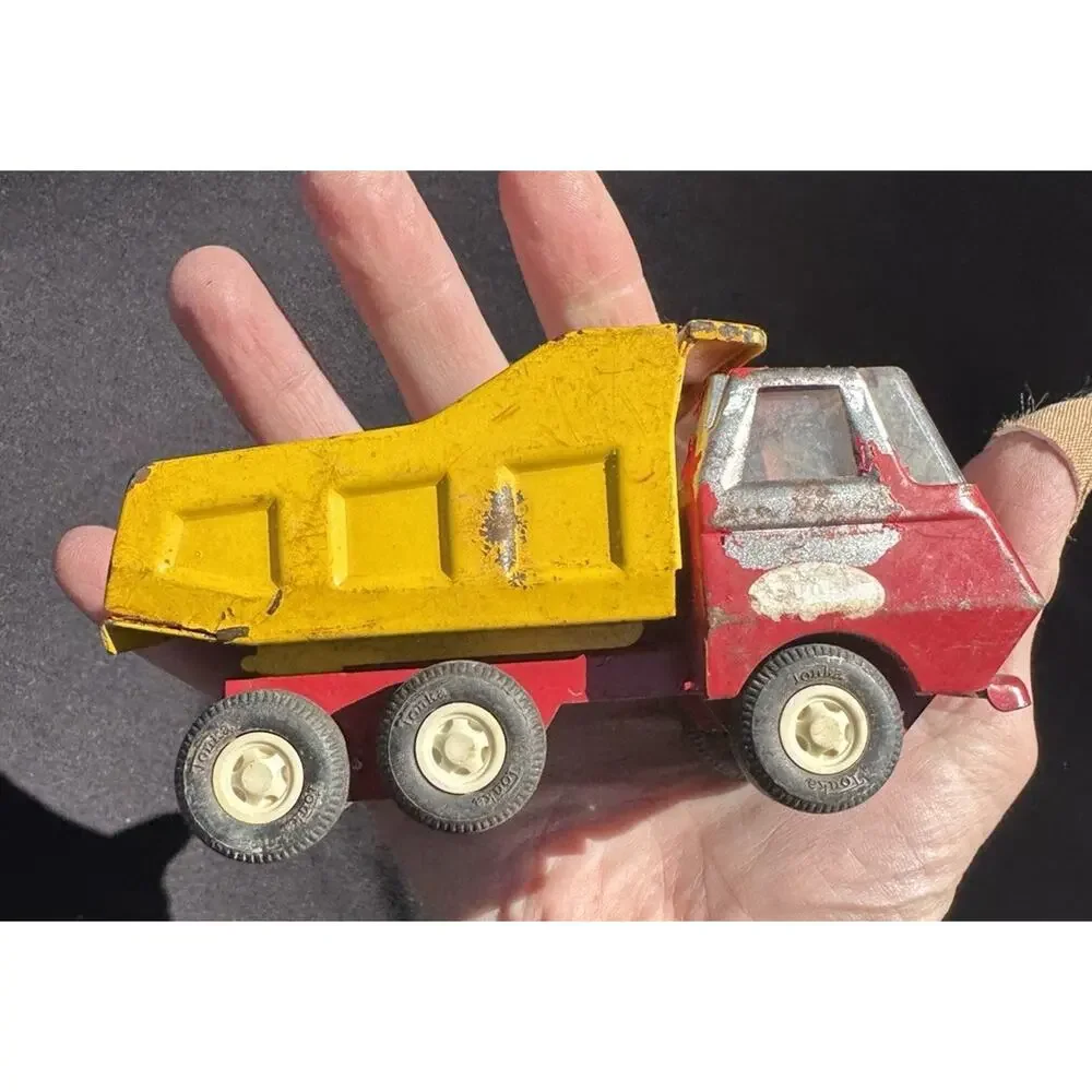 Tonka Tiny Dump Truck 1963 Red & Yellow Pressed Steel Metal Vintage -Lo14